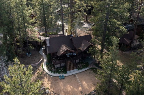 Photo 22 - Shoreline Lakehouse by Avantstay Majestic Lakefront Cabin w/ Hot Tub & Fire Pit