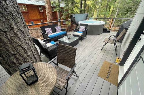 Photo 29 - Sweet Pine Deck + Hot Tub, Cozy Modern Interior Close to Ski Resort