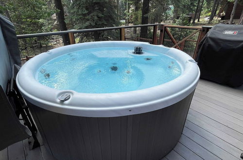 Photo 30 - Sweet Pine Deck + Hot Tub, Cozy Modern Interior Close to Ski Resort