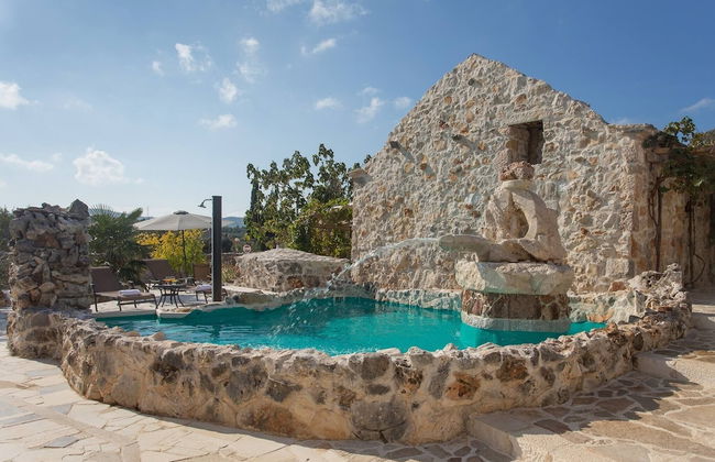 Stonehouse Marina - Estate With A Two Private Pools - Photo 24