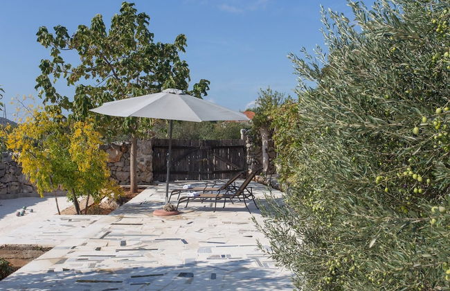 Stonehouse Marina - Estate With A Two Private Pools - Photo 37