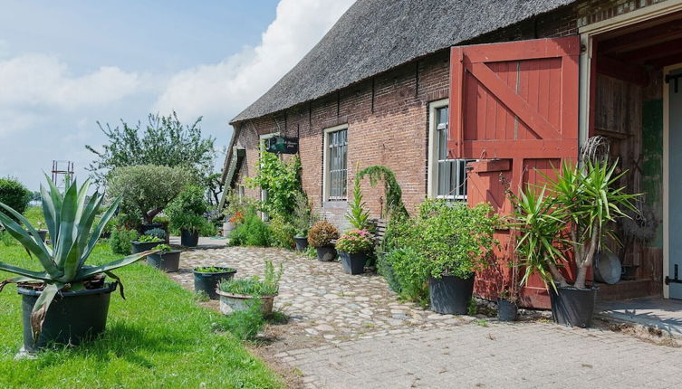 Photo 1 - Characteristic Headlong Hull Farm With Thatched Cover