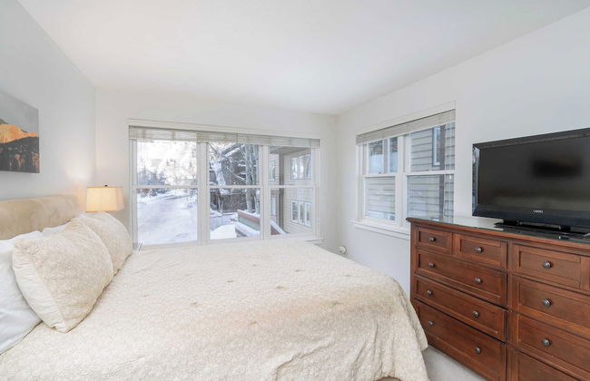 Etta Place 1 by Avantstay Ski In/ Ski Out Unit w/ Views of the Slopes! - Foto 8