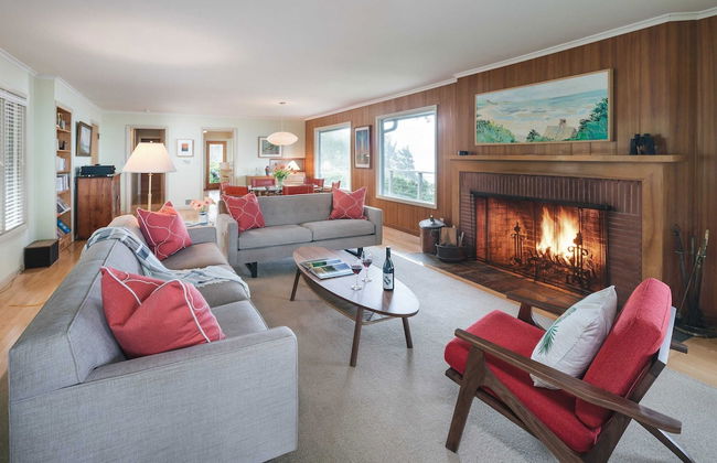 The Purcell House by Avantstay Surrounded in Lush Greenery w/ Large Yard & Ocean Views - Foto 8