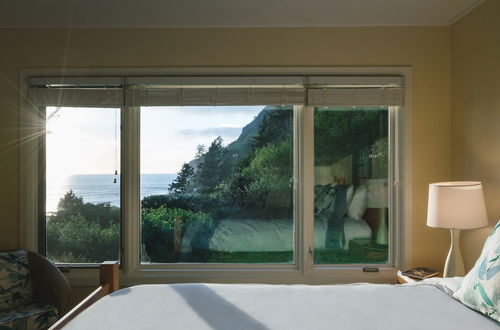 Foto 3 - The Purcell House by Avantstay Surrounded in Lush Greenery w/ Large Yard & Ocean Views