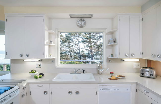 The Purcell House by Avantstay Surrounded in Lush Greenery w/ Large Yard & Ocean Views - Foto 6