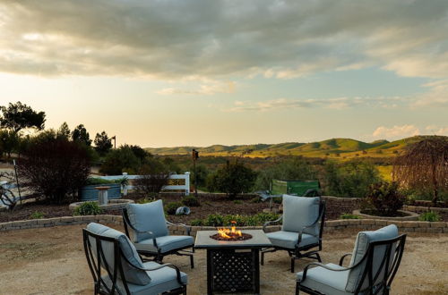 Photo 1 - Olive Ranch by Avantstay Enjoy Sunsets Over the Valley 4.5 Acre Ranch Home