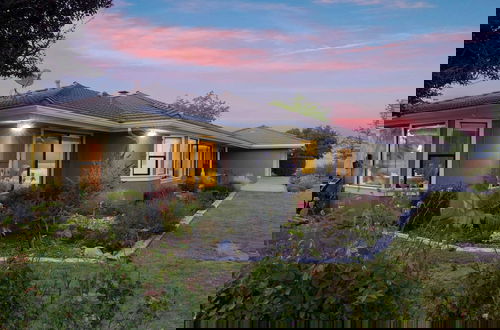 Photo 47 - Olive Ranch by Avantstay Enjoy Sunsets Over the Valley 4.5 Acre Ranch Home
