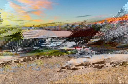 Photo 50 - Olive Ranch by Avantstay Enjoy Sunsets Over the Valley 4.5 Acre Ranch Home