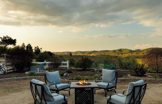 Foto 1 - Olive Ranch by Avantstay Enjoy Sunsets Over the Valley 4.5 Acre Ranch Home