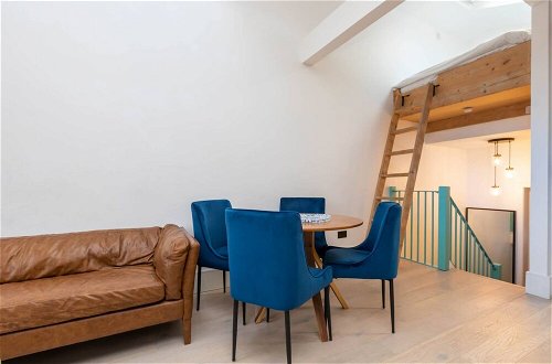 Photo 36 - Contemporary 2 Bedroom Apartment on Columbia Road