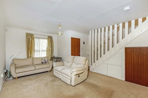 Photo 5 - Charming 2 Bedroom Home in South London With Garden