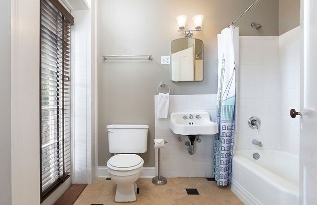 Southern Belle Terrace - Photo 11