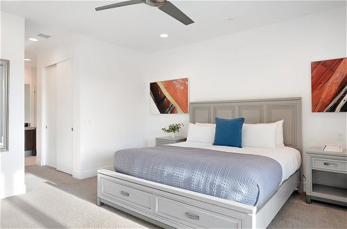 Photo 25 - Polo Villa 7 by Avantstay Features Entertainer's Backyard + Game Room 260316 5 Bedrooms
