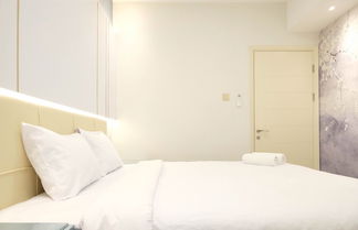 Photo 2 - Exclusive And Spacious 2Br Apartment At Supermall Mansion Surabaya