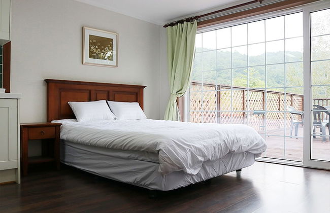 Club Castle - Photo 3