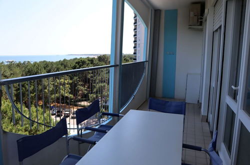 Photo 17 - Apartment for 6 People With Three Large Terraces Facing the Seaside