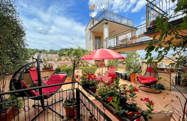 Central Spoleto Apartment With Large Sunny Terrace With Views - Foto 30