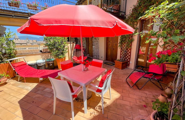 Central Spoleto Apartment With Large Sunny Terrace With Views - Foto 41