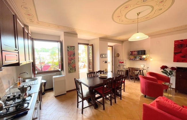 Central Spoleto Apartment With Large Sunny Terrace With Views - Foto 18