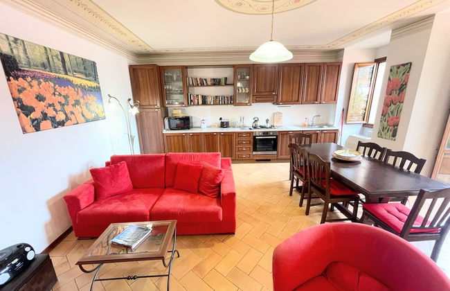 Central Spoleto Apartment With Large Sunny Terrace With Views - Foto 13
