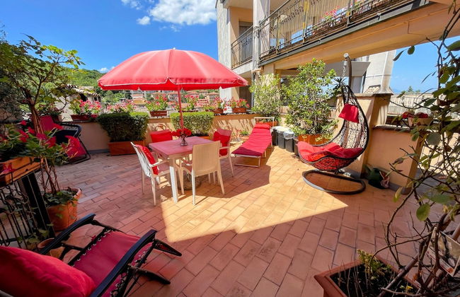 Central Spoleto Apartment With Large Sunny Terrace With Views - Foto 53