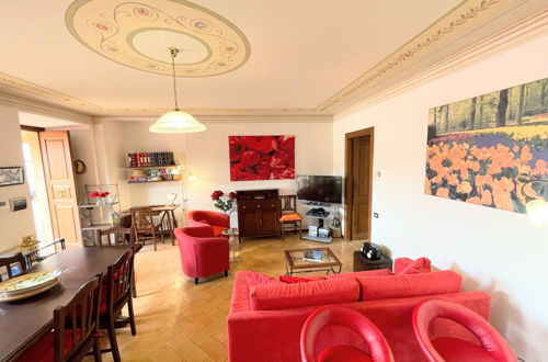 Foto 16 - Central Location in Spoleto + Large Terrace - 10 Mins Walk to Train Station