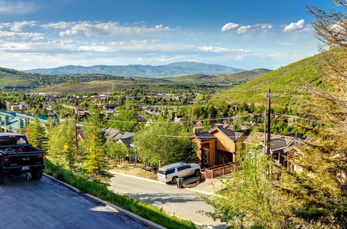 Photo 6 - KBM Resorts Fantastic Views, Hot Tub, A/c, Easy Walk to Main Street