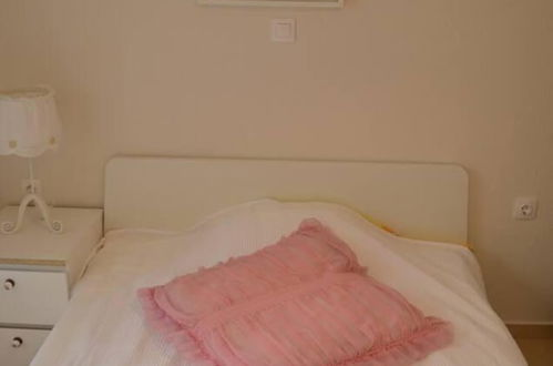 Foto 3 - Inviting 2-bed Apartment in Nikiti, Greece