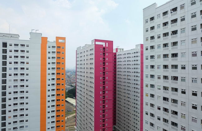 Modern and Bright 2BR Green Pramuka Apartment - Foto 38