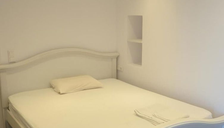 Photo 1 - Room in Guest Room - Andoni's House in Pitrofos Andros Island