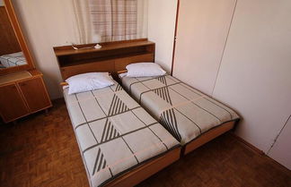 Photo 3 - Comfortable Apartment, Close to the Beach