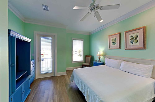 Foto 11 - Sea Monster by Southern Vacation Rentals