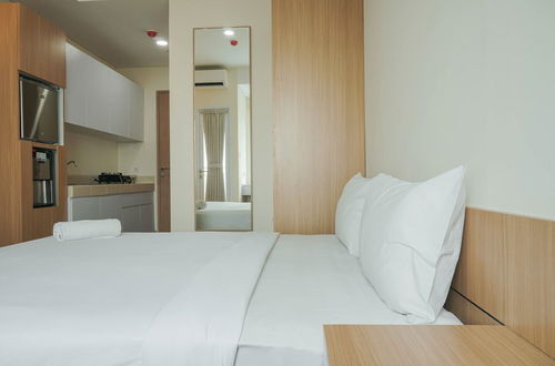 Photo 15 - Comfortable Studio Apartment at B Residence