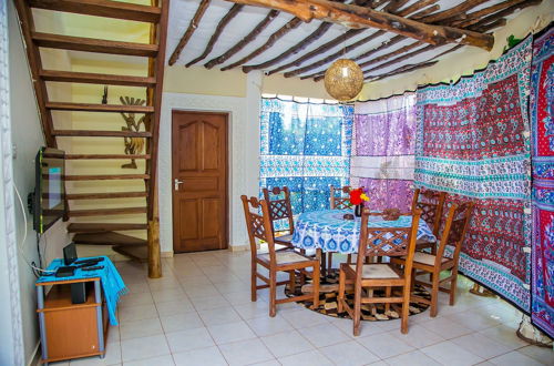 Photo 13 - Charming 1-bed Cottage in Diani Beach 10min to bea