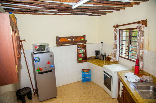 Photo 13 - Immaculate, Stunning 3-bed Cottage in Diani Beach
