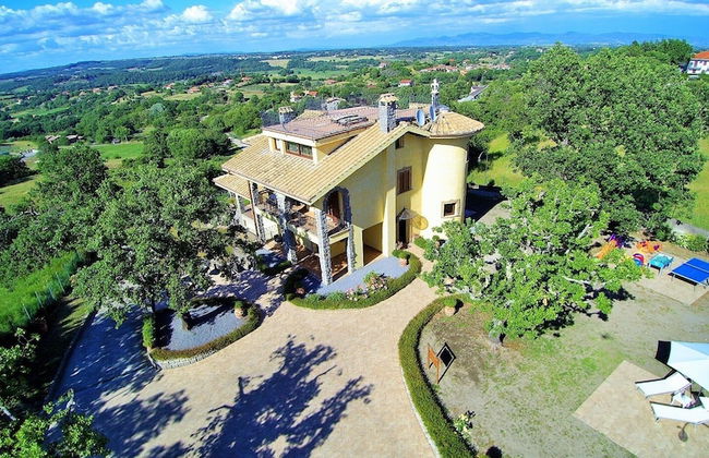 Villa on top of a Hill With an Enchanting View of Lake Bolsena - Photo 39