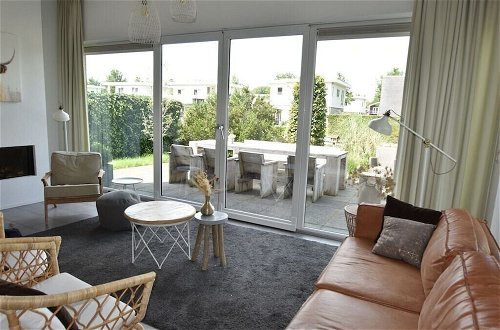 Photo 11 - Peaceful Holiday Home in Zeewolde With Sauna