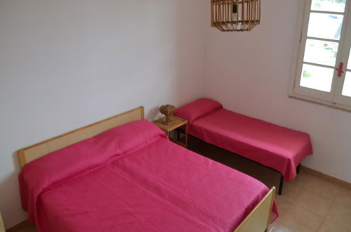 Photo 3 - Cosy Apartment Near The Beach With Balcony; Pets Allowed