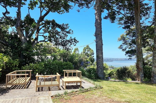 Photo 27 - The Kauri Retreat - Sea Views & Spa Pool