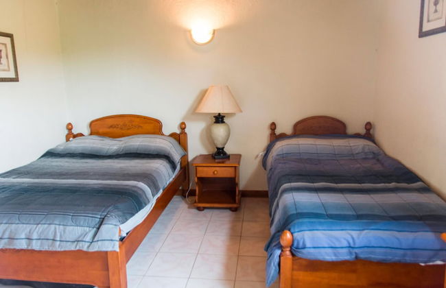 HBK Villa Rentals at Jolly Harbour - Foto 15