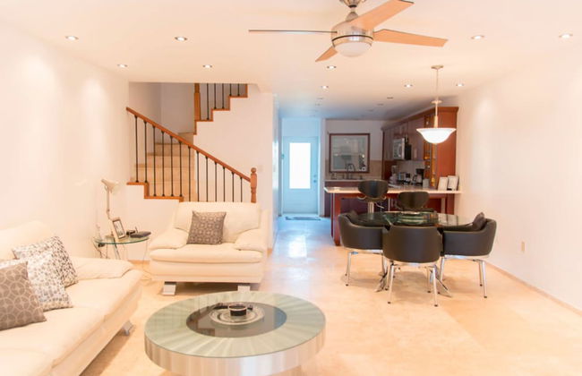 HBK Villa Rentals at Jolly Harbour - Foto 48