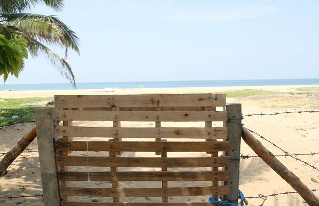Rüstic Beach Villa - Photo 13