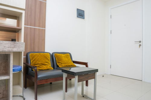 Foto 27 - Pleasant 2BR Apartment at Parahyangan Residence