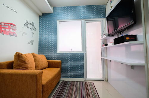 Photo 18 - Comfort 2BR with Pool View Green Pramuka City Apartment