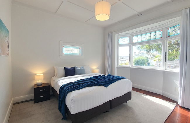 Bright and Modern Oasis in Kingsland - Photo 15