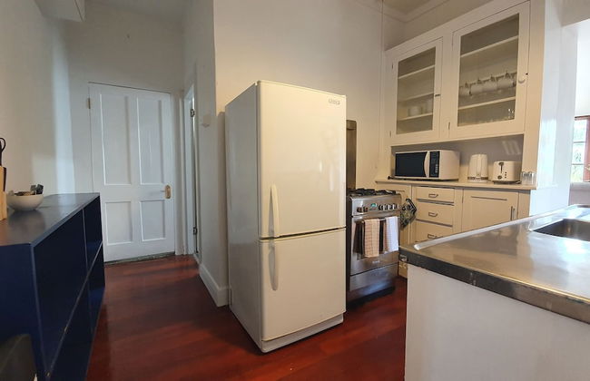 Bright and Modern Oasis in Kingsland - Photo 28