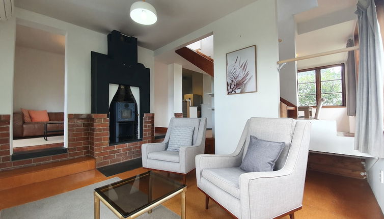 Photo 1 - Bright and Modern Oasis in Kingsland