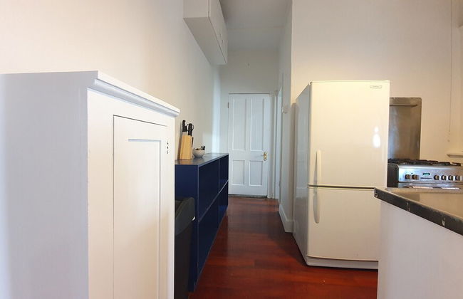 Bright and Modern Oasis in Kingsland - Photo 27