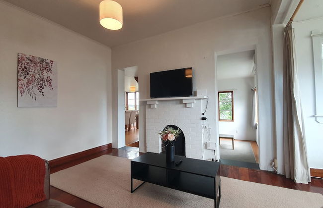 Bright and Modern Oasis in Kingsland - Photo 31